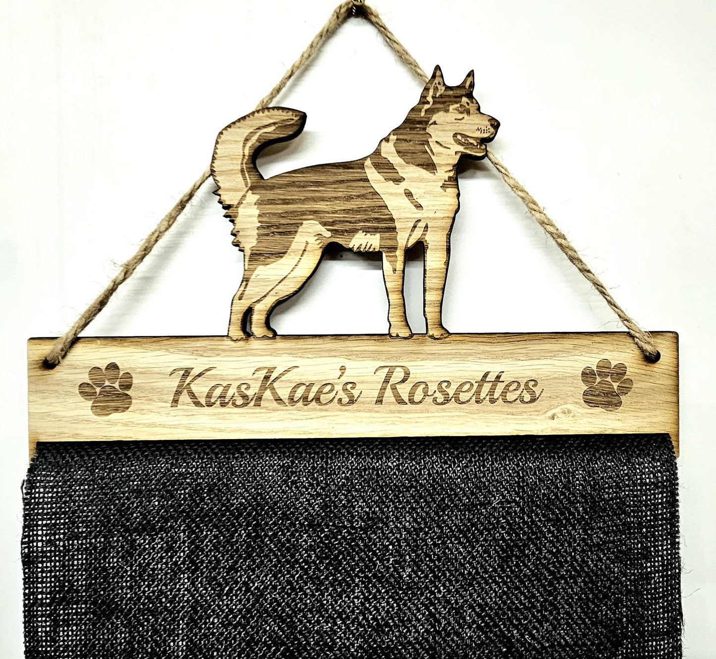 Rosette Holder - Alaskan Malamute - Personalised 6mm Oak Veneer Dog Puppy  Rosettes Hanging Gift